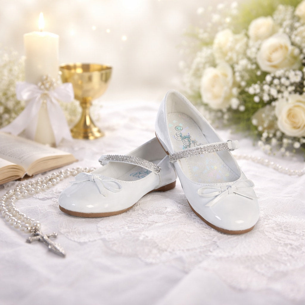 NEW Girl's Communion Dress Shoe - White/Patent Leather Flat Shoe with Rhinestone Strap - Size 9T