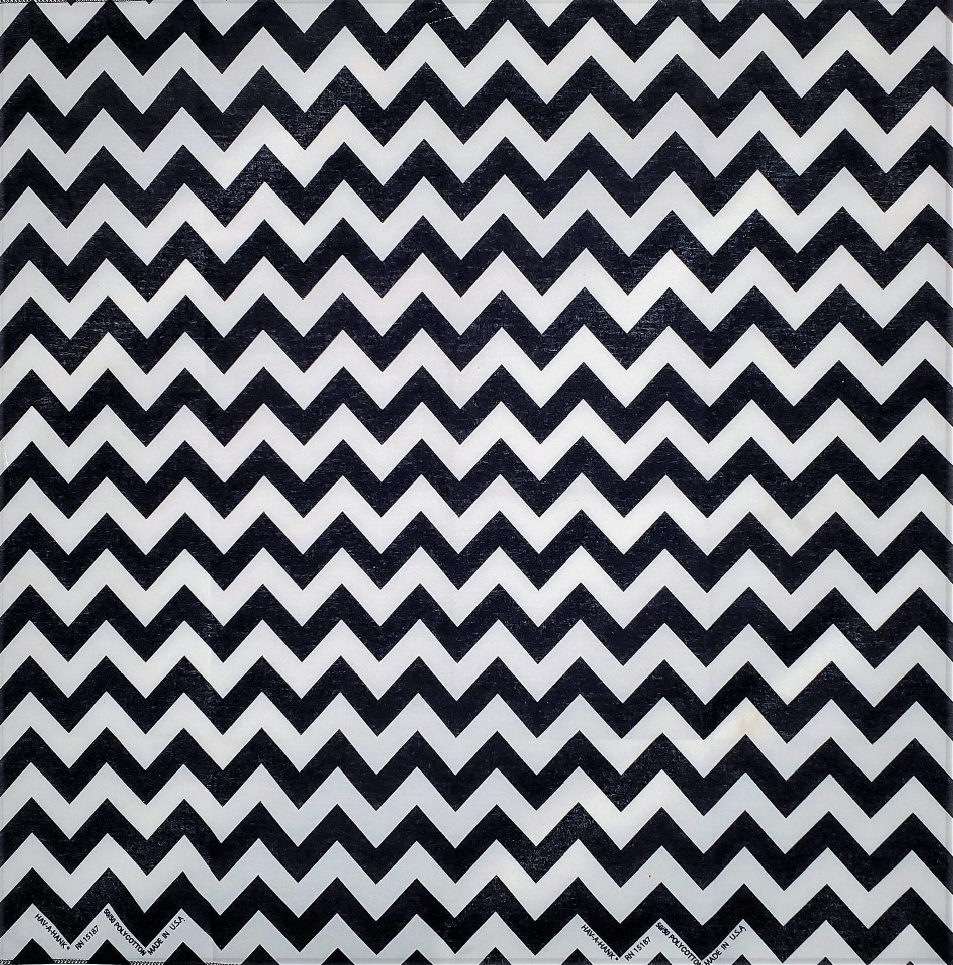 Chevron Navy/White Bandana - 22x22 Inch Carded